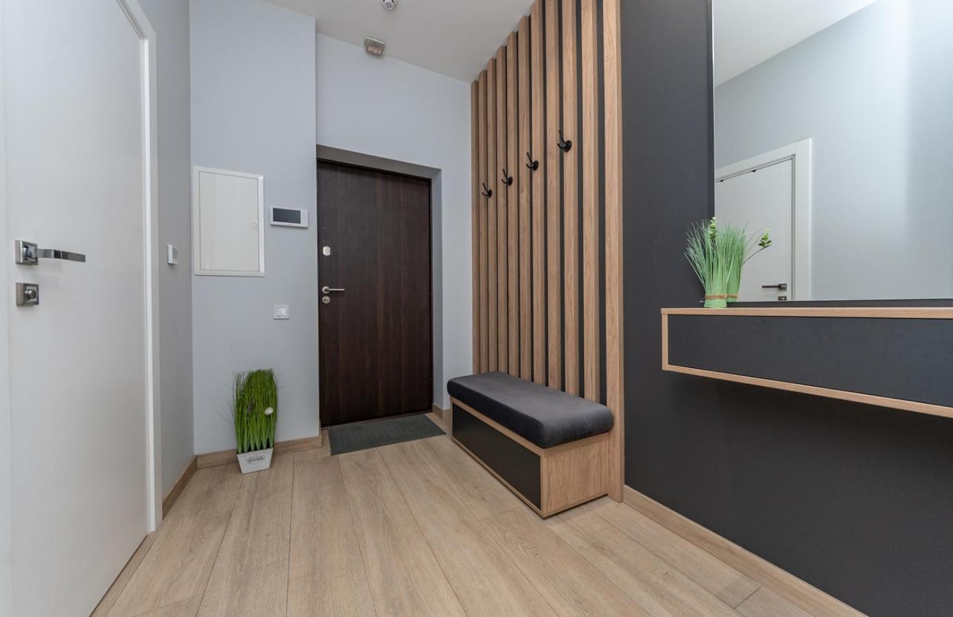 Royal Tower Residence Big Vip Apartment In Center Floor 27 Kiev Exterior foto