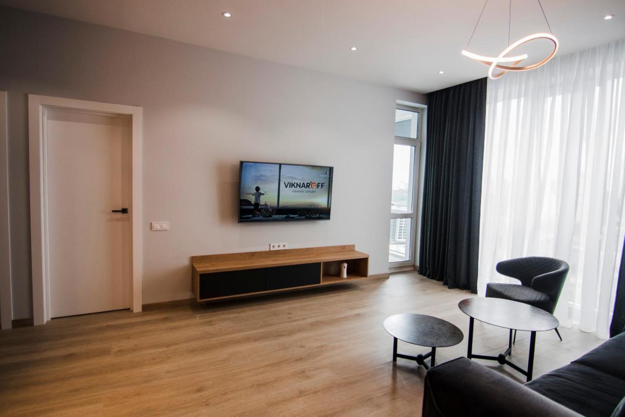 Royal Tower Residence Big Vip Apartment In Center Floor 27 Kiev Exterior foto